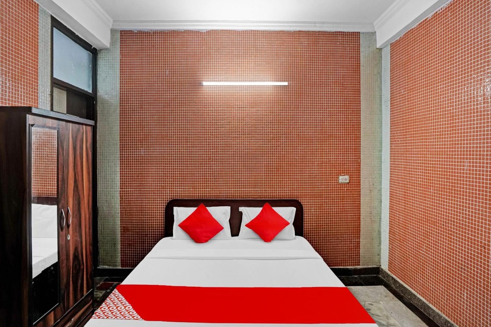 Hotel O Park View Noida Kültér fotó