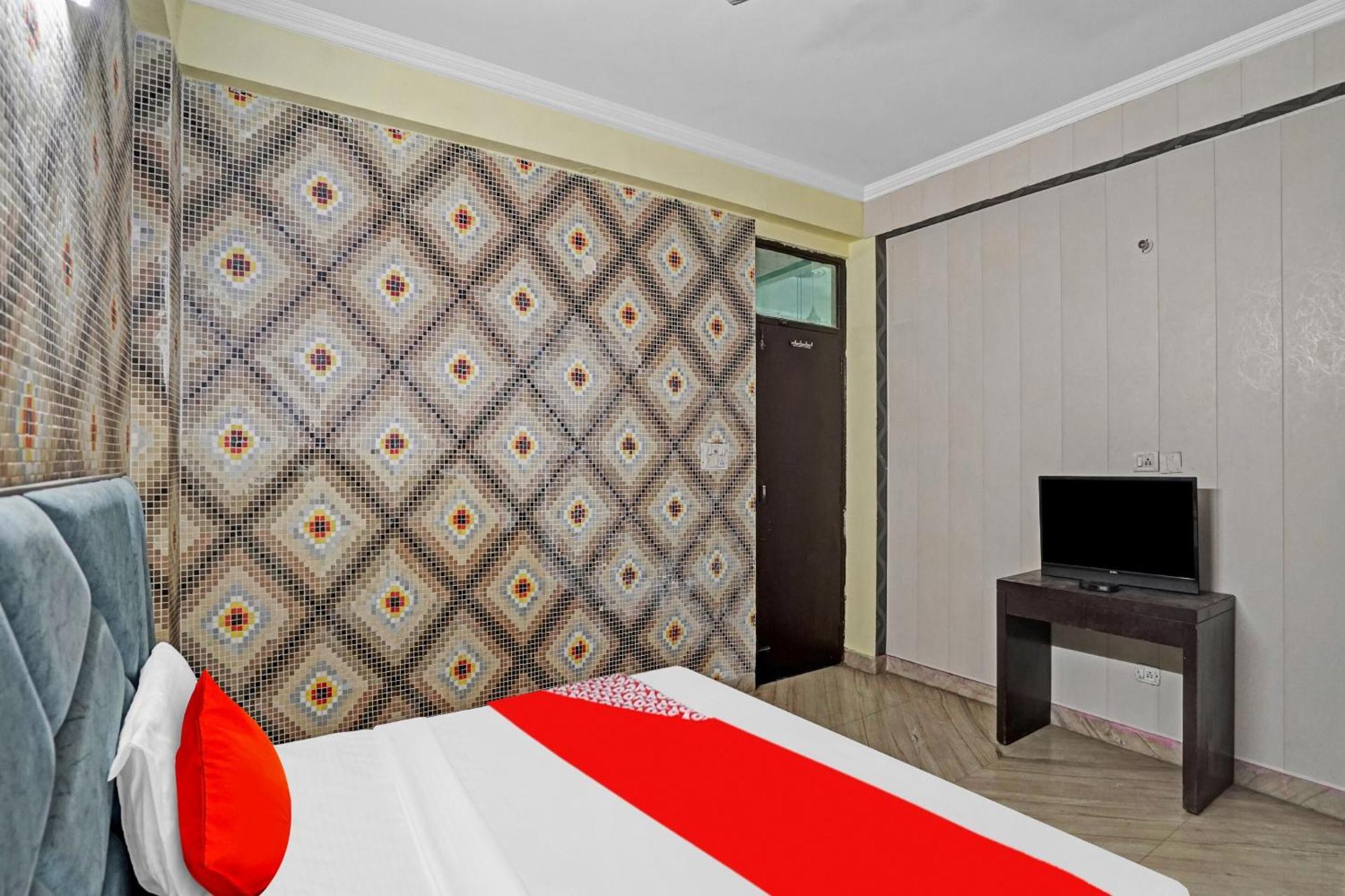 Hotel O Park View Noida Kültér fotó